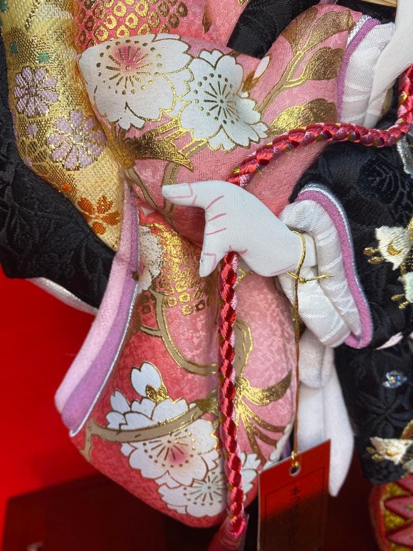 羽子板　アクリルケース花梨刺繍１３号・サイズ間口約２８×奥行約２４×高さ約５４㎝