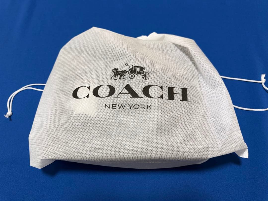 【新品】コーチ　ディラントートバッグ