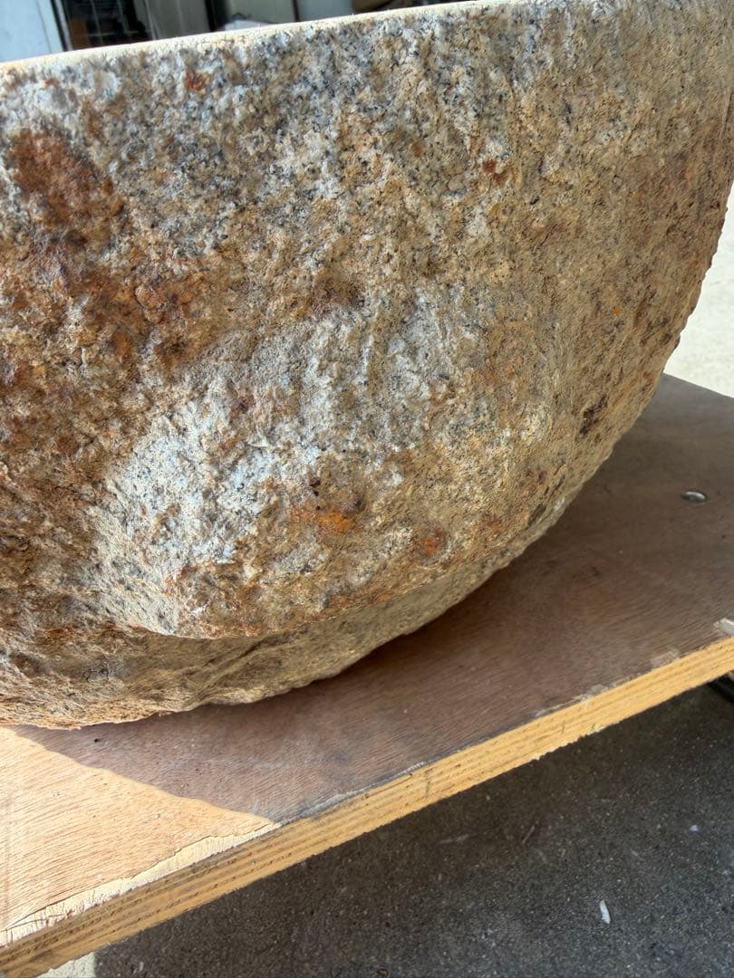 送料込み 餅つき 石臼 鉢形 餅臼 本格派タイプの餅つき石臼