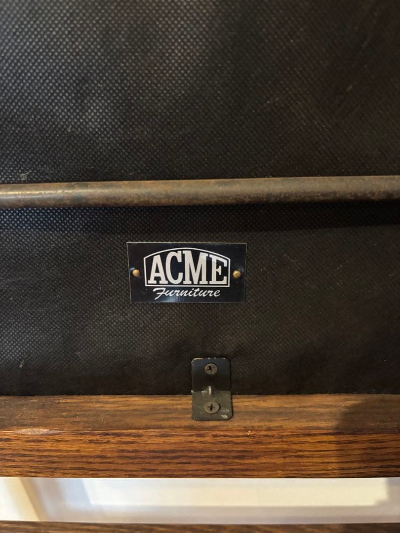 早い者勝ち！　ACME Furniture のCULVER CHAIRです