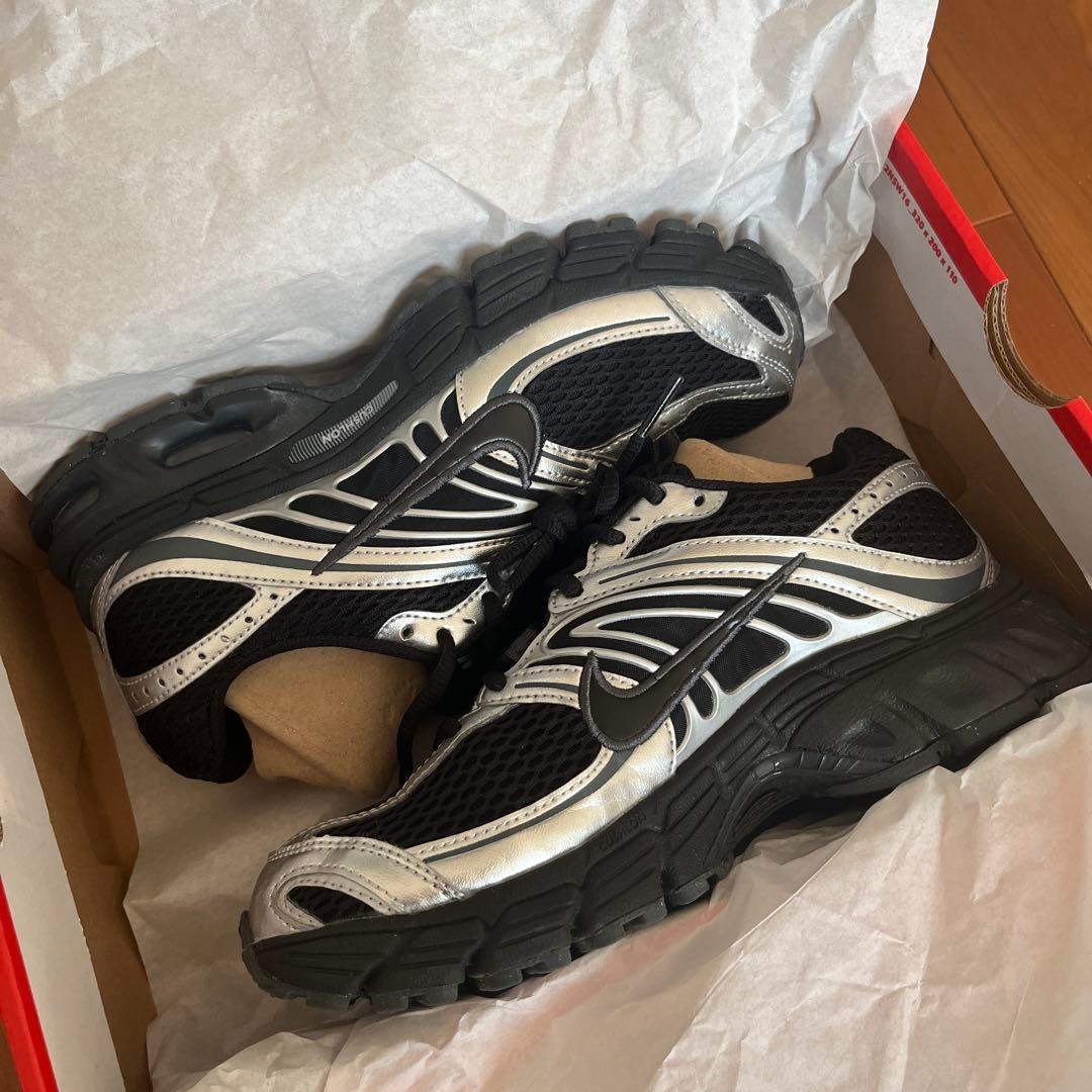 ナイキ エアマックス モト 2K ブラック/シルバー