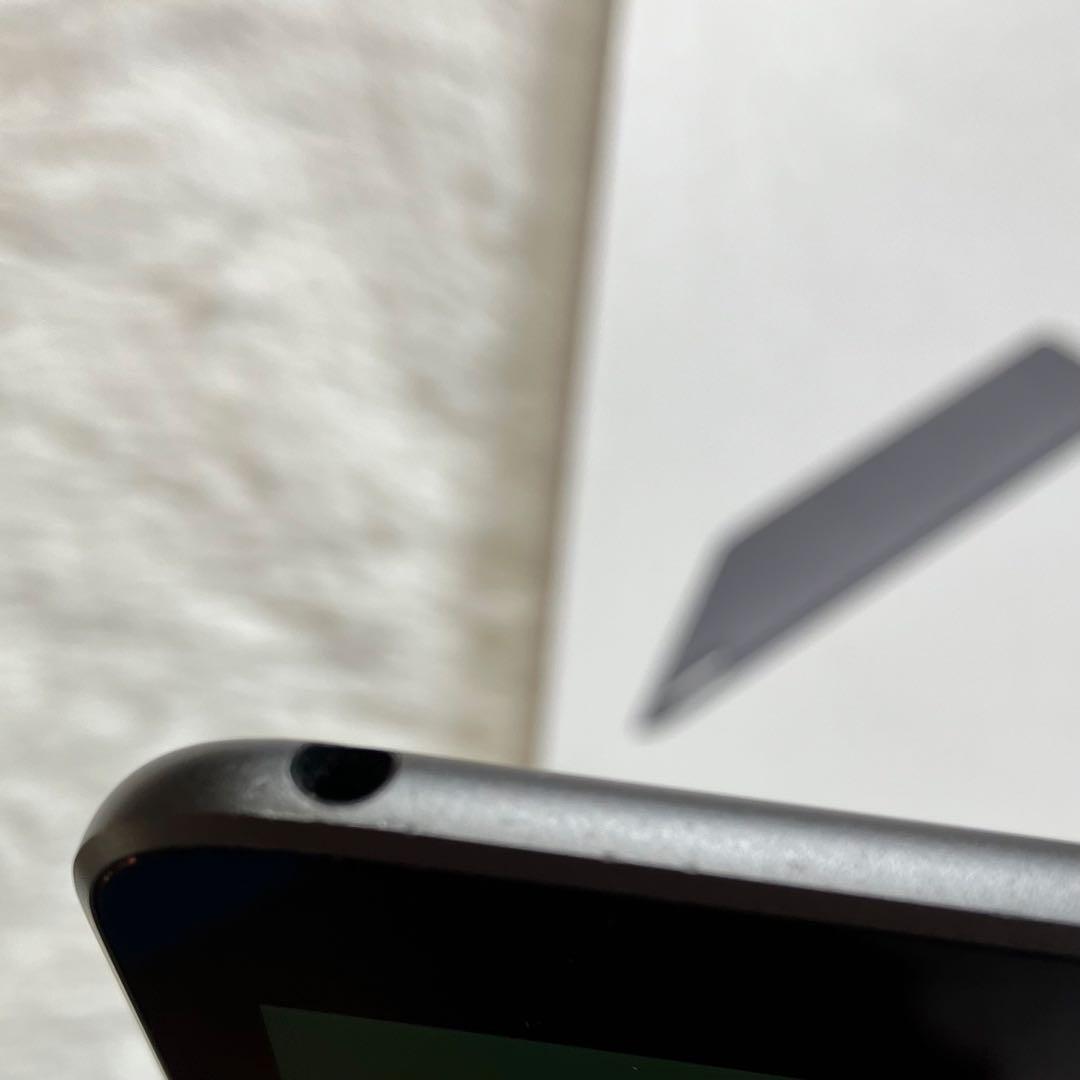 【完動品】iPad Air3 64GB SIMフリー【すぐ発送】【付属品】