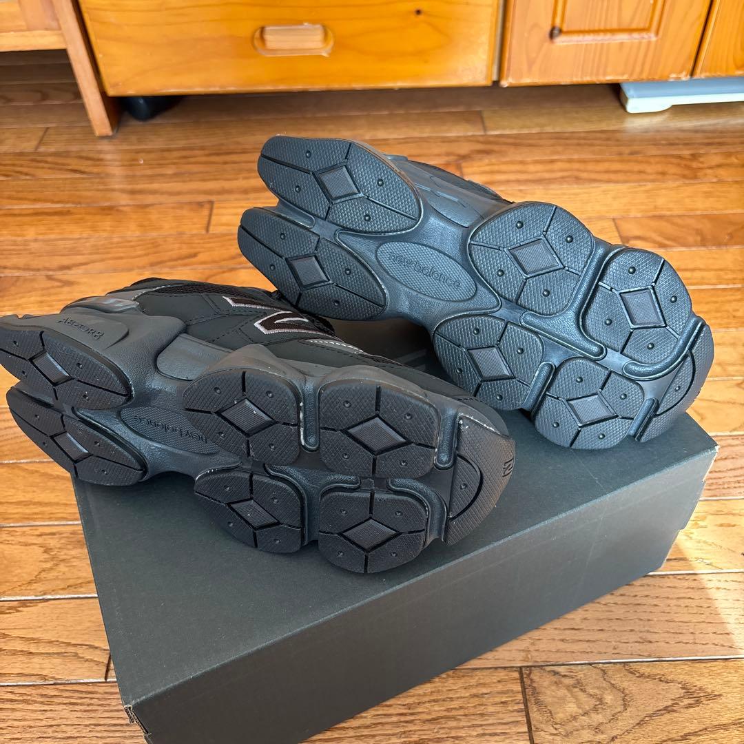 未使用 New Balance 9060 トリプルブラック U9060BPM