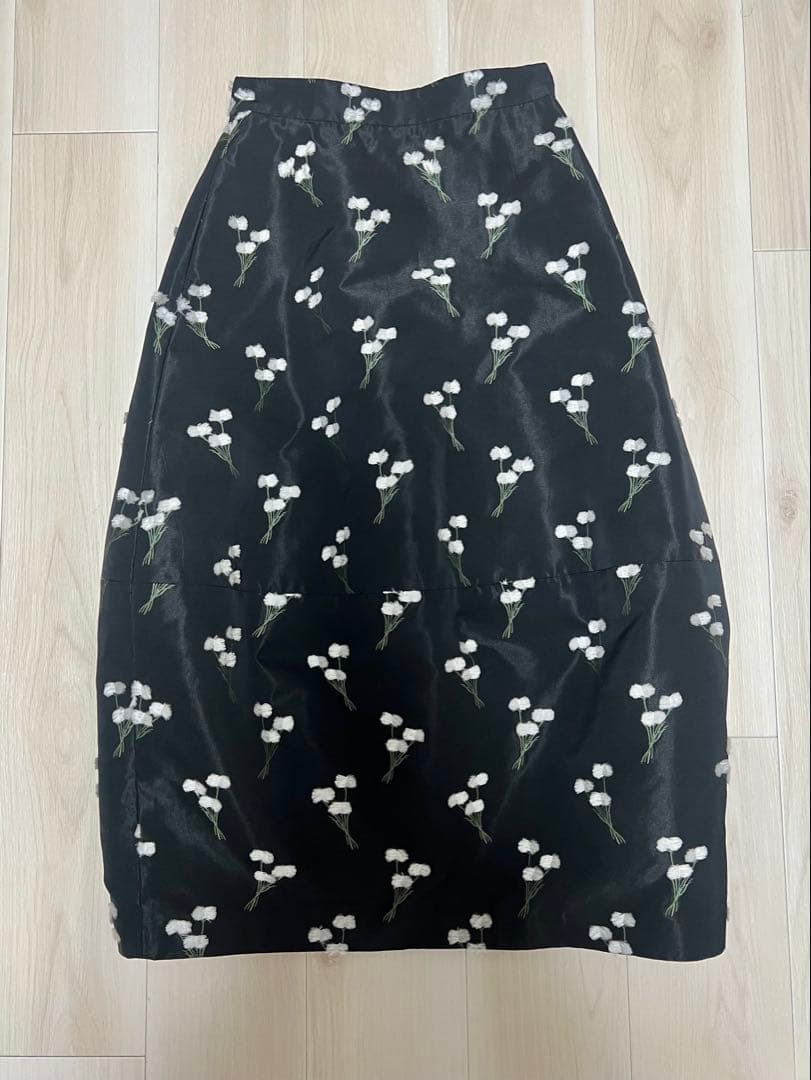 【専用】LOEFF ワタスゲジャガードコクーンスカート