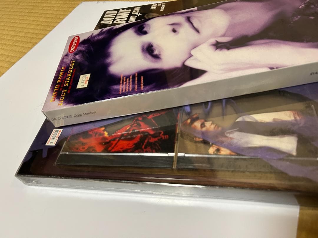 X*Z様 DAVID BOWIE SOUND+VISION 2タイトル　未開封