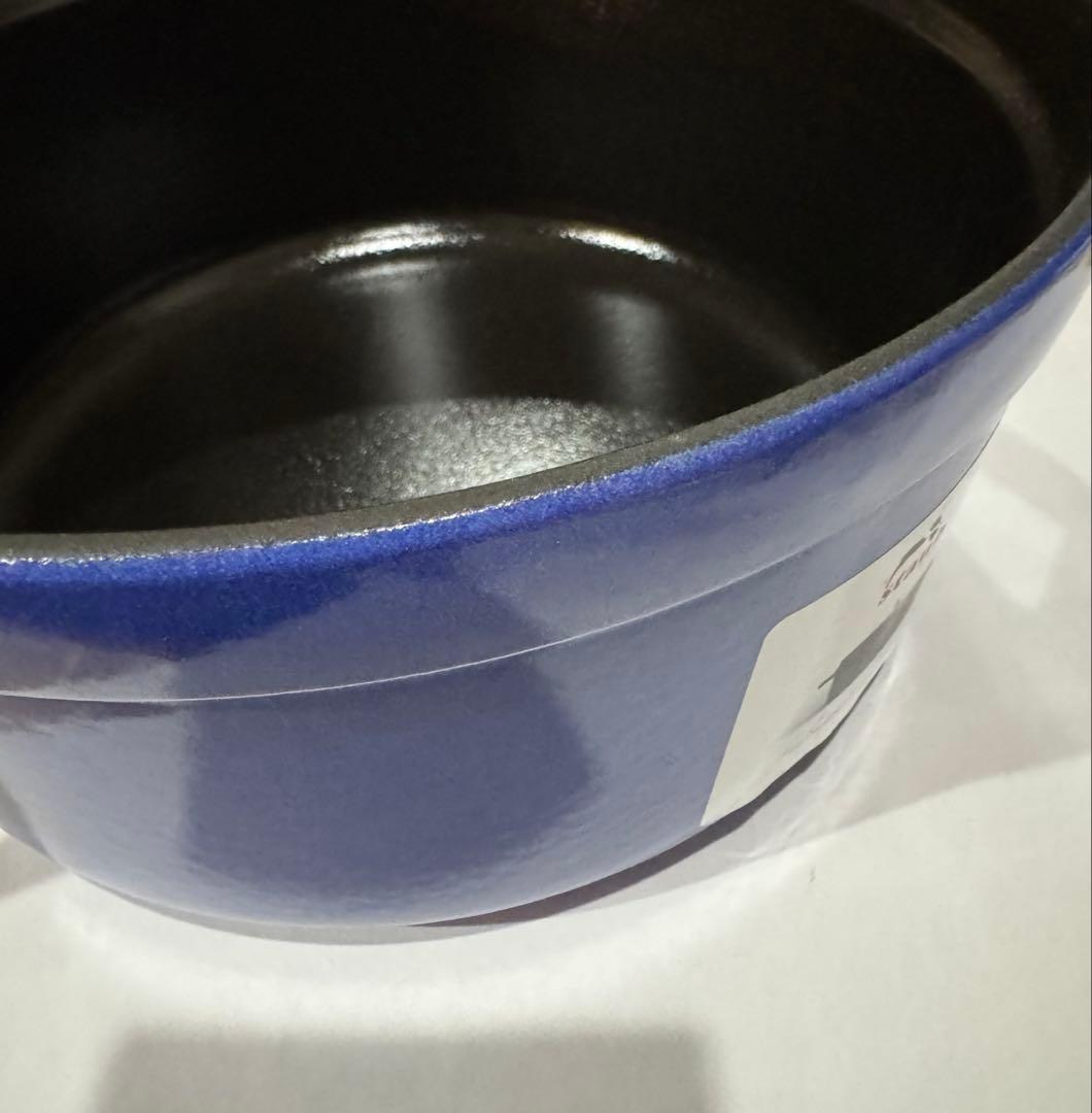 ストウブ　22 cmピコ・ココットラウンド　【限定色】　ブルーベリー