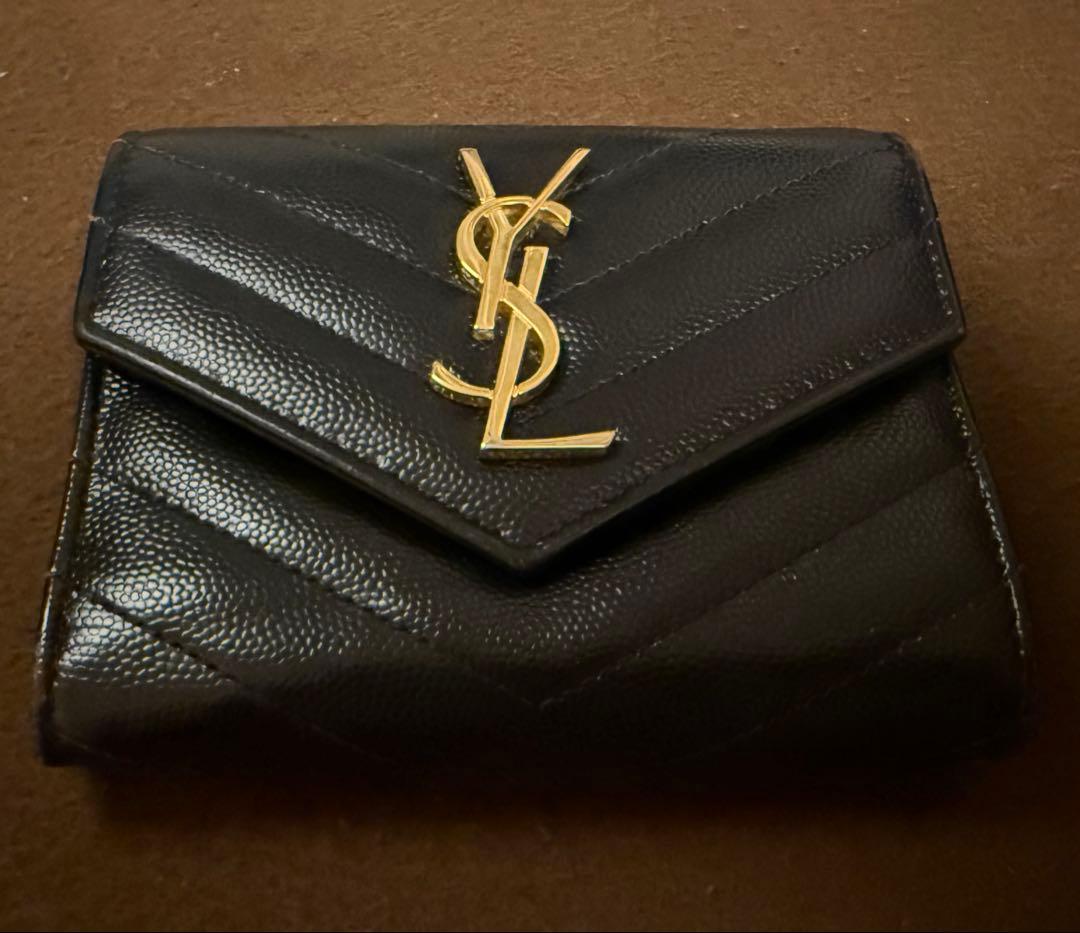 【買おう】SAINT LAURENT ブラック 三つ折り財布 YSL