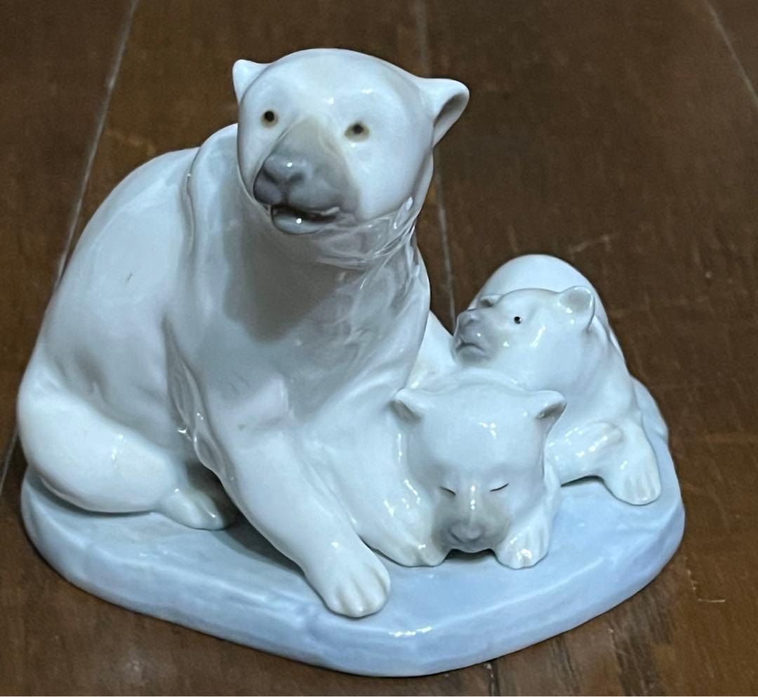 リヤドロ　シロクマ