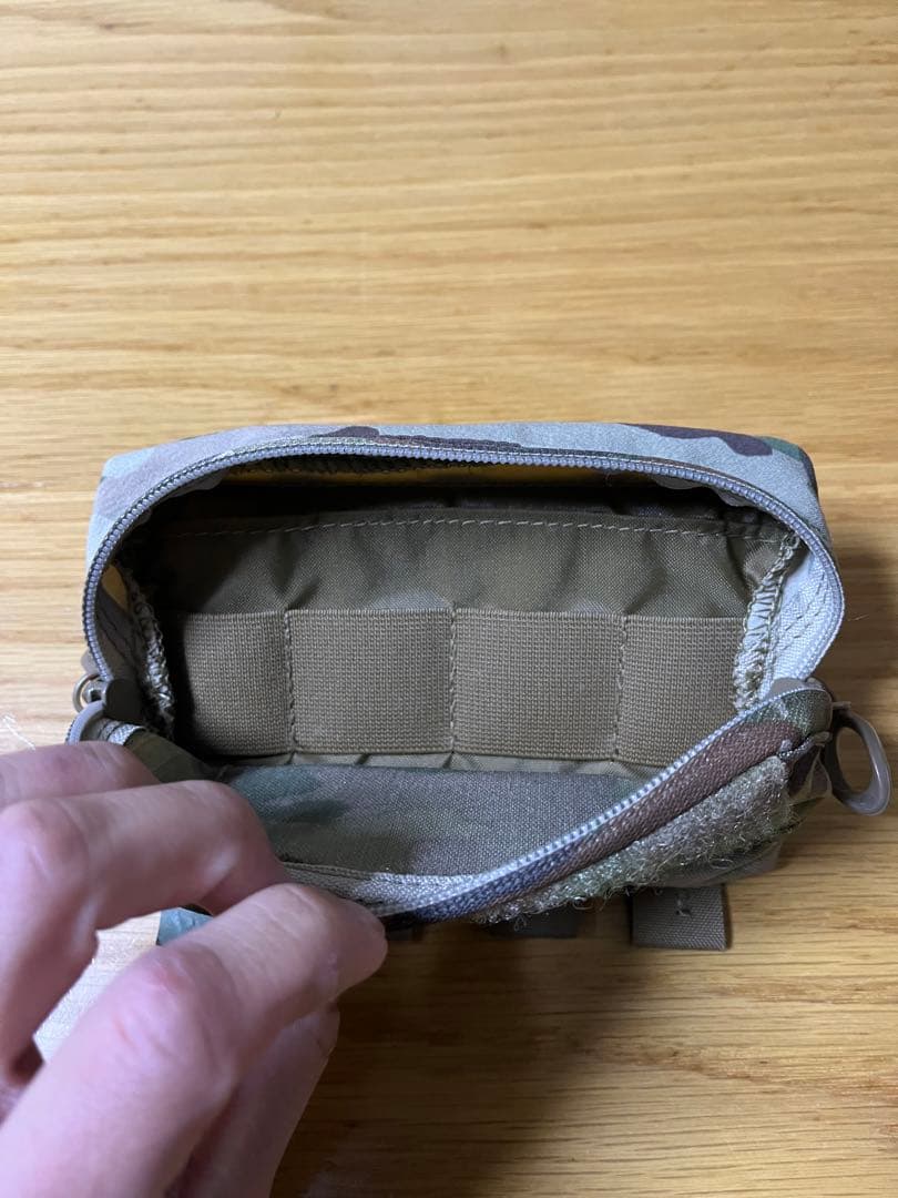 個人装備 FERRO CONCEPTS MOLLE ADMIN PANEL