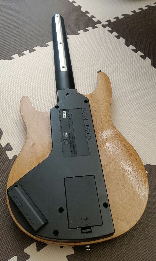 YAMAHA EZ-EG MIDIギター　ピアノやウッドベースの音がでる.補足有