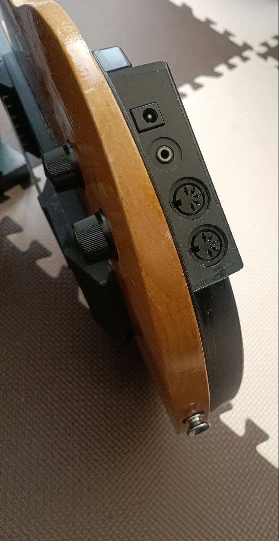 YAMAHA EZ-EG MIDIギター　ピアノやウッドベースの音がでる.補足有