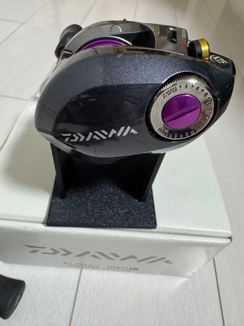 ダイワ アルファス フィネスカスタム105H KTFパープル