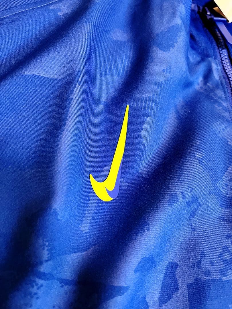 NIKE バルセロナ　アンセムジャケット