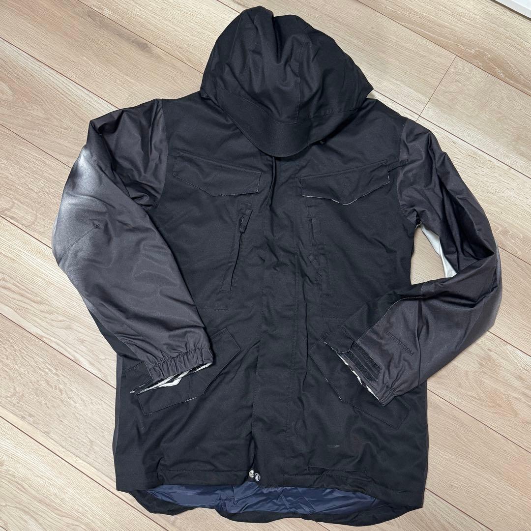 上下セット　MEN’S メンズ　VOLCOM ボルコム　スノーボードウェア