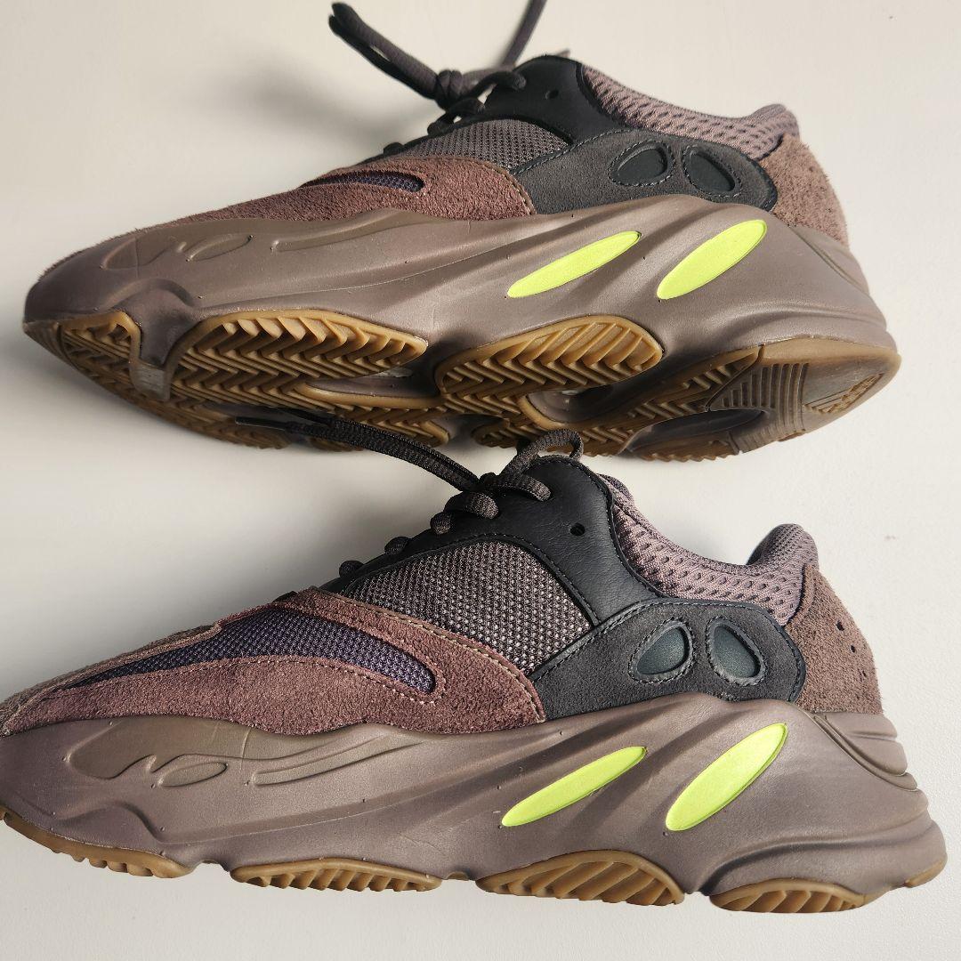 【極美品】YEEZY 700 ブラウン/グレー/イエロー　スニーカー