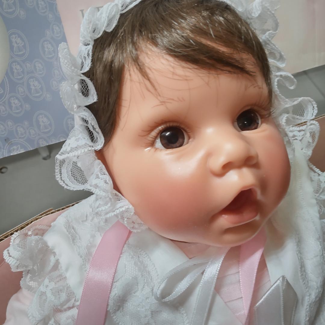 リーミドルトン　LEE MIDDILTON　リボーンドール　洗礼服　赤ちゃん人形