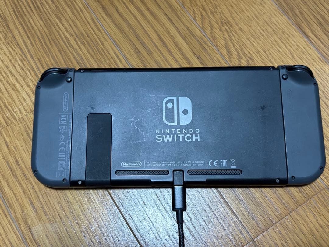 Nintendo Switch ケースとsdカード128g付きジョイコンジャンク