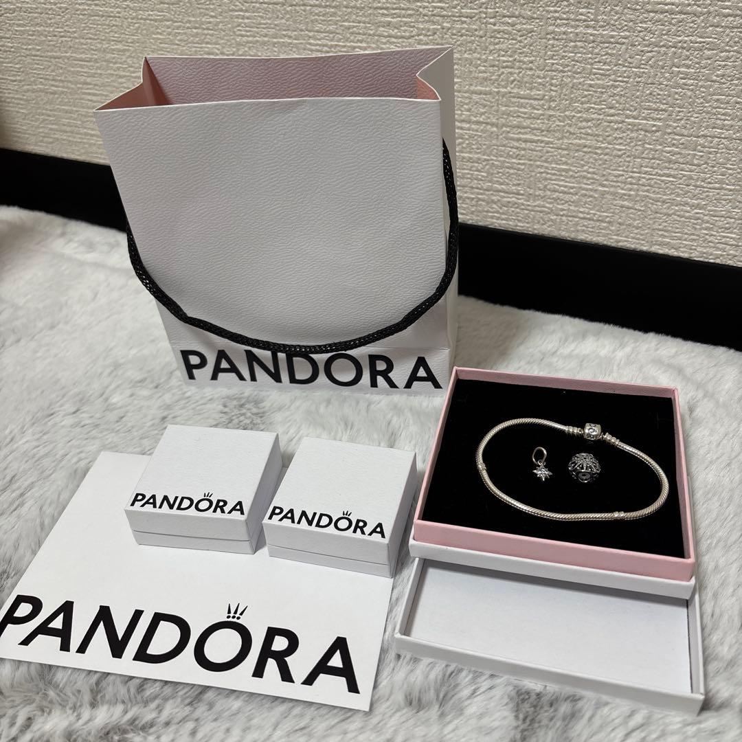 Pandora シルバーブレスレット