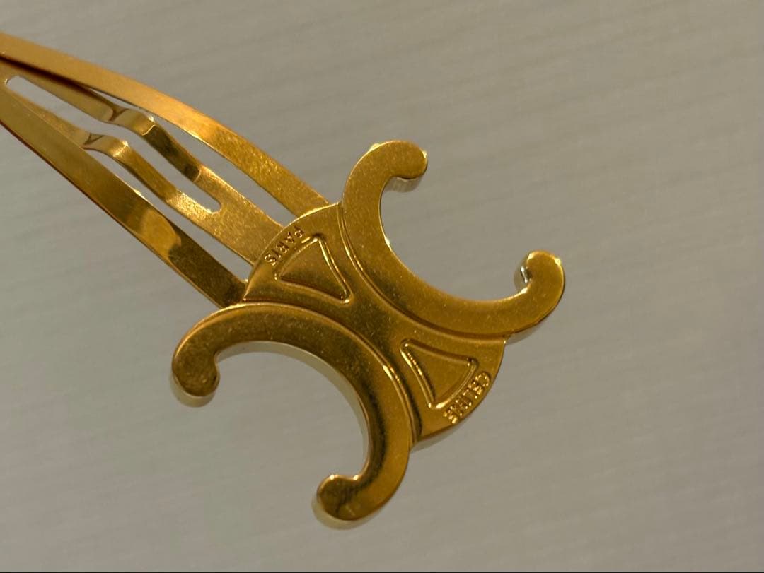 ※箱無し CELINE ゴールド ヘアピン ケース付き