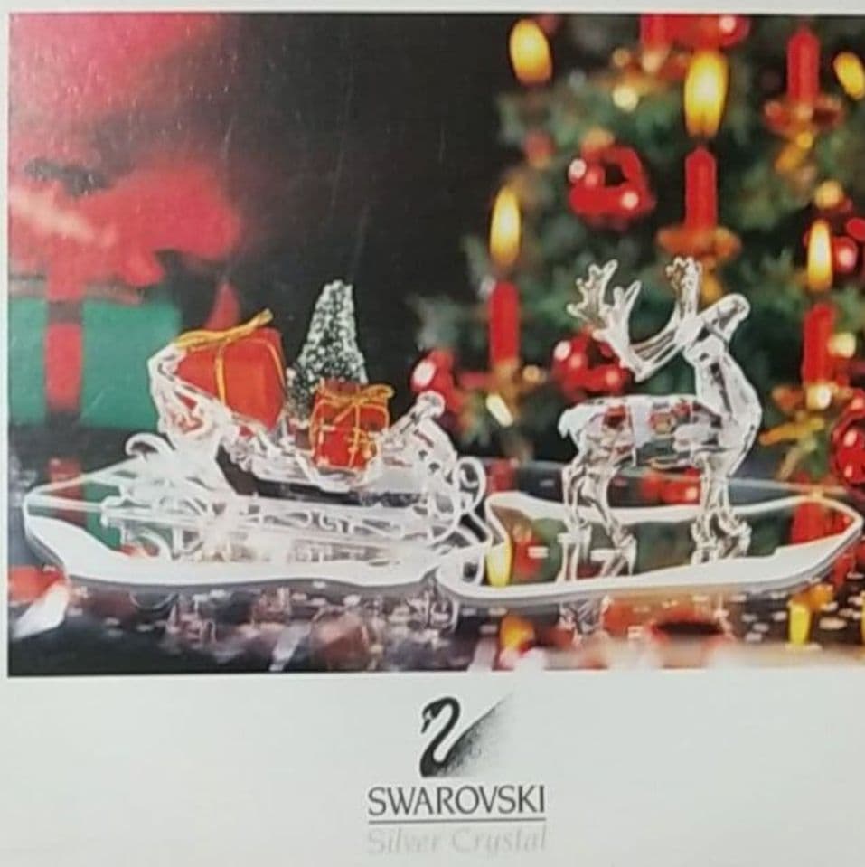 スワロフスキークリスタル ハローキティサンタとトナカイとソリ、サンタの妖精