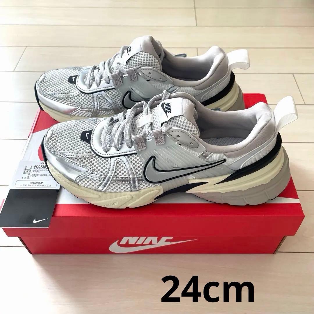 NIKE V2K RUN 【24cm 】