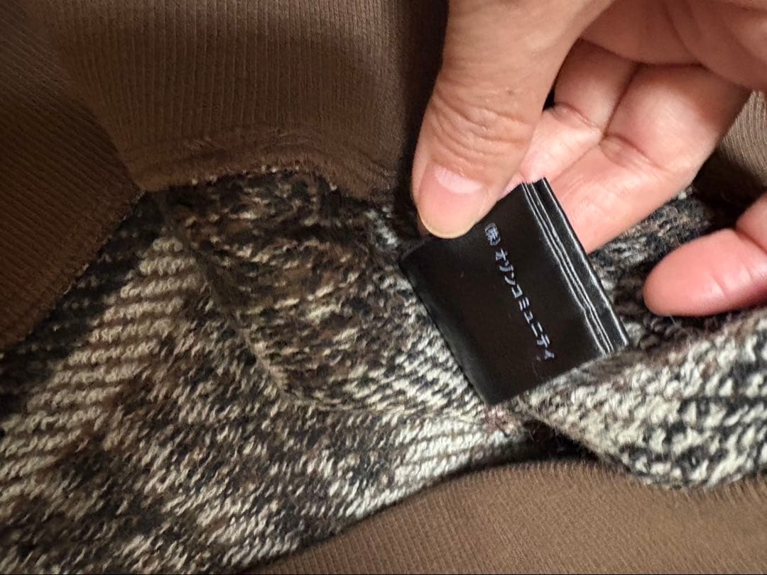 ヒステリックグラマー MAXIMUM ROCK ジャガード　ショート丈スウェット