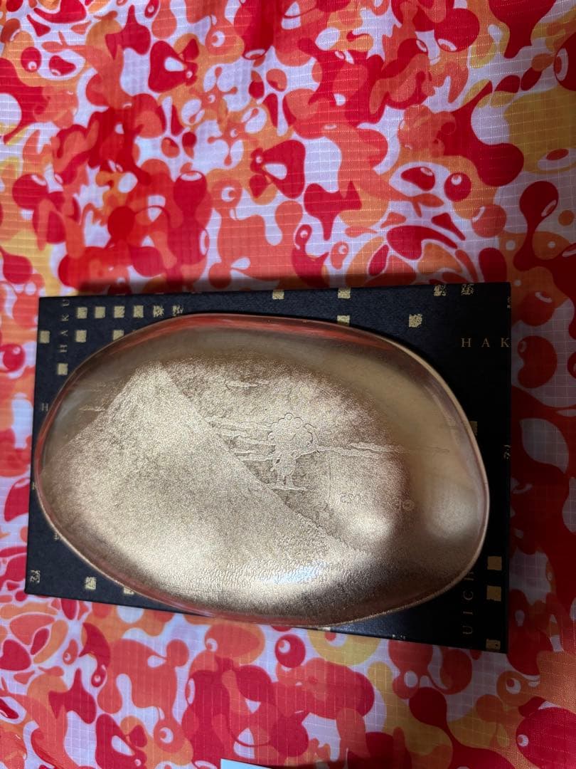 大阪関西万博ミャクミャク✖️葛飾北斎　箔名画　金色