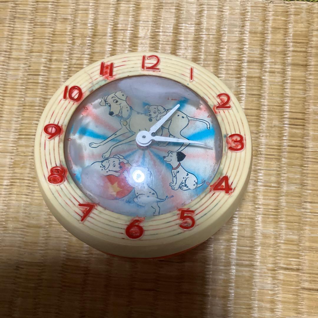 ディズニーぜんまい丸型置時計　日本製