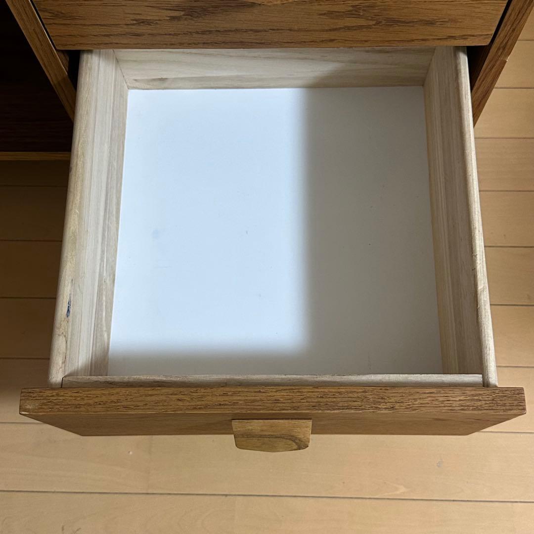 unico  カップボード　ウニコ　クルト　北欧　食器棚