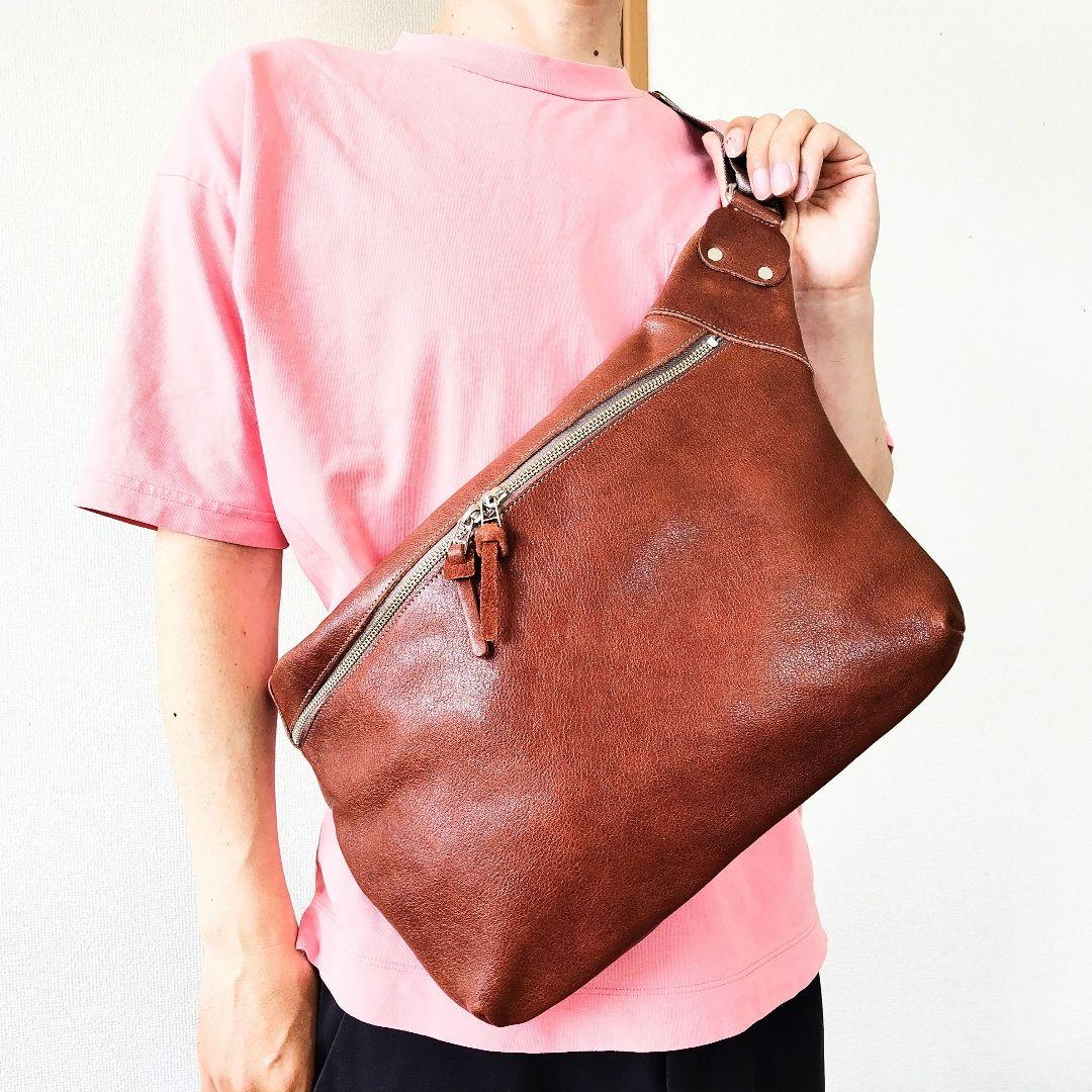け*ん様 ハンドメイド　ボディバッグ　本革　クリーマー　特大　ブラウン　新品　1