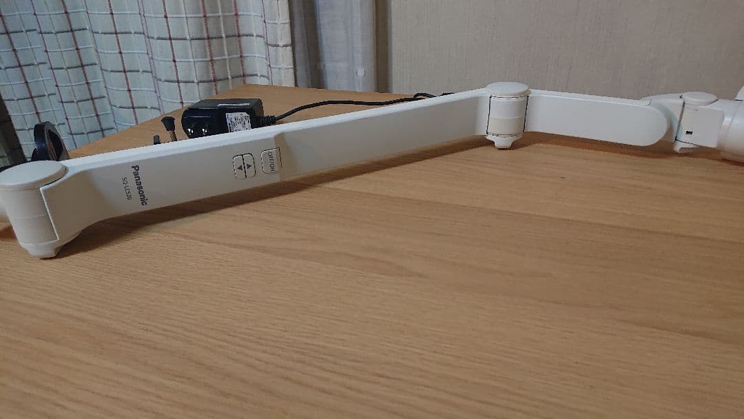 まりたん様引取■カリモク★学習机★ボナシェルタ★90cm★デスクライト付き