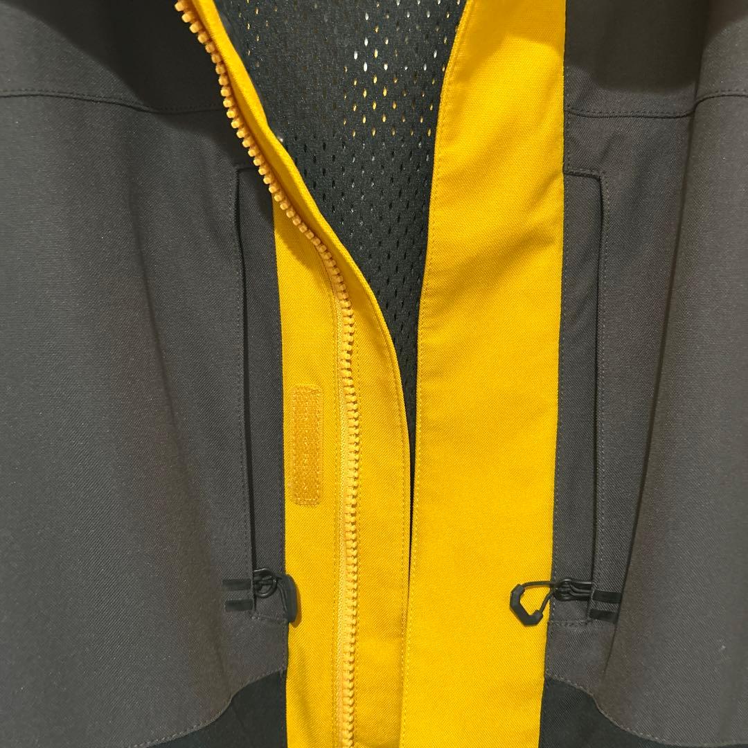 Volcom フード付きスノーボードジャケット 0時まで1500円off