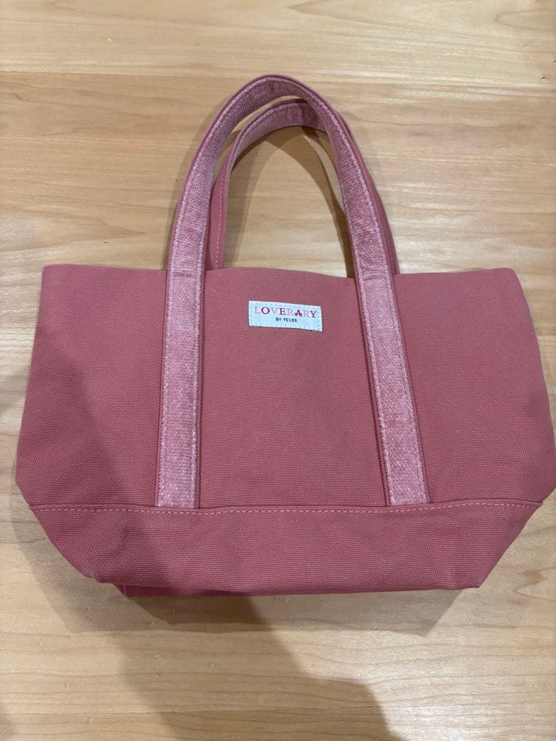 LOVERARY by FEILER オールドテディガール ワッペントートバッグ