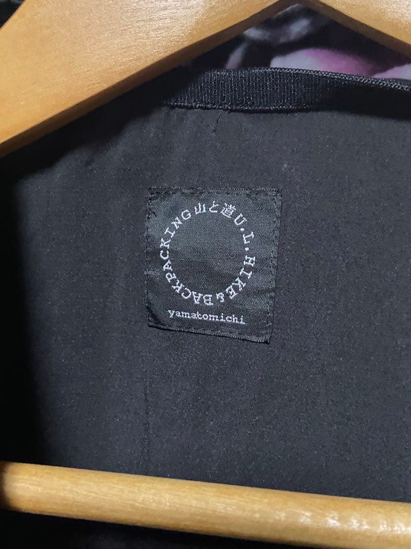 山と道　アルファベスト ユニセックス ベスト ダークグレー