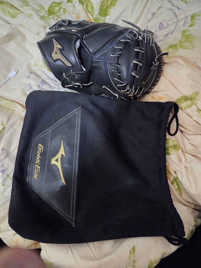 Mizuno Global Elite 軟式グローブ ブラック