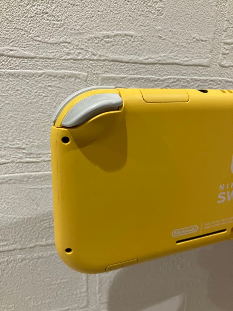 Nintendo Switch Lite イエロー 本体　ケース