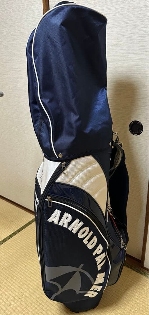 ほぼ新品　ARNOLD PALMER ネイビー ゴルフバッグ