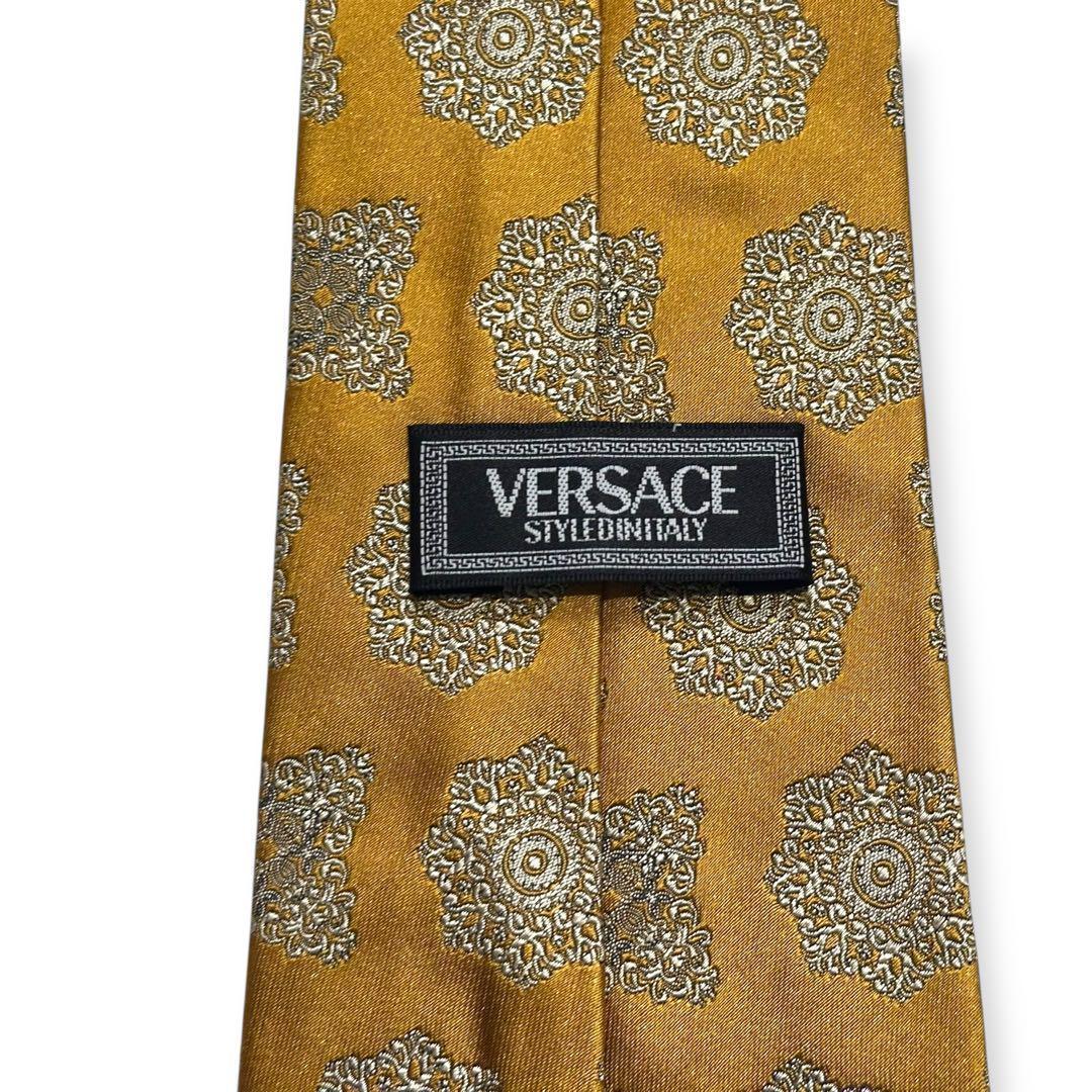 美品✨VERSACE ネクタイ　ヴェルサーチ　光沢感　ジャガード