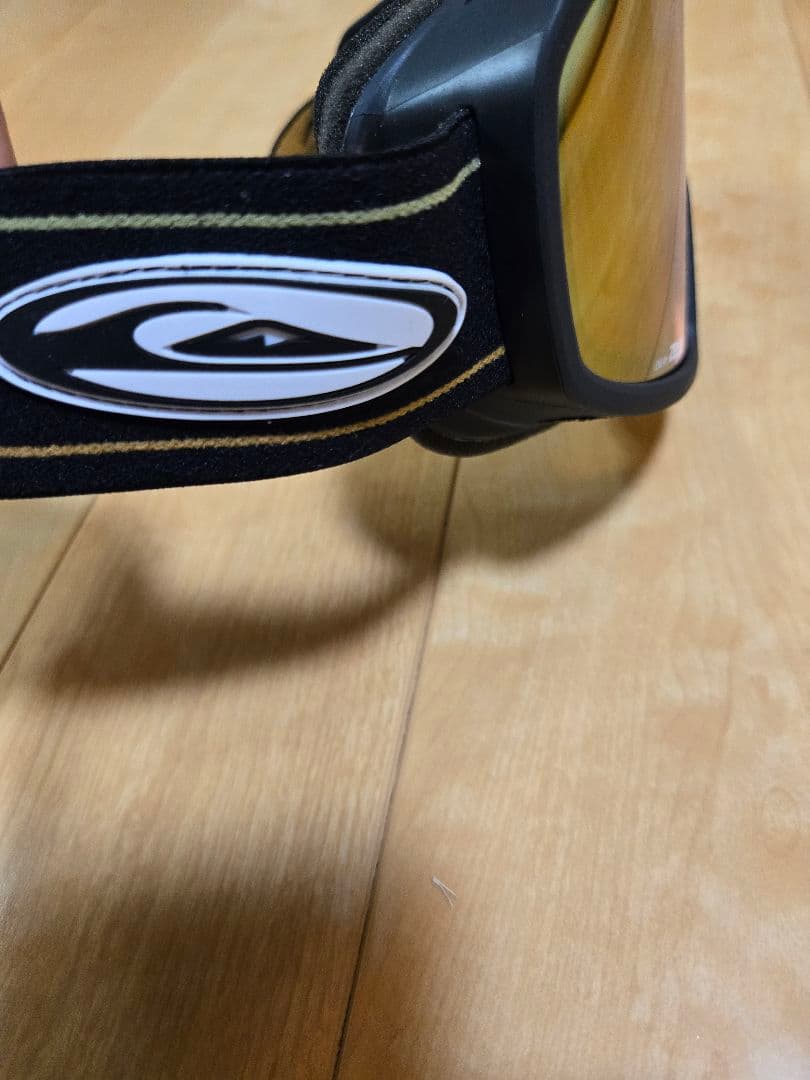 新品！未使用！クイックシルバー　ZEISS ミラーレンズ スノーゴーグル