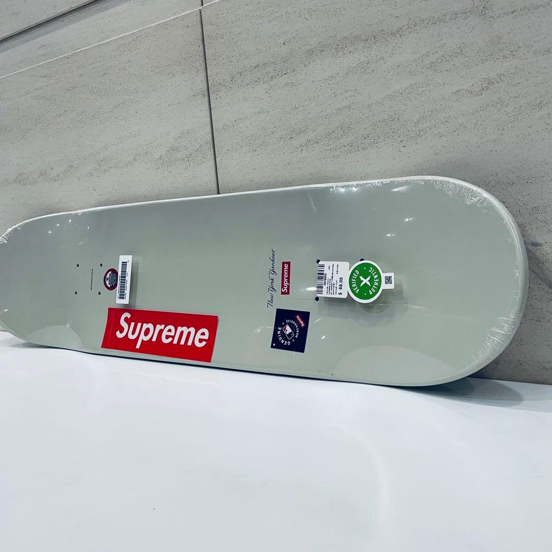 【新品未使用】Supreme×ニューヨーク・ヤンキース スケートボードデッキ