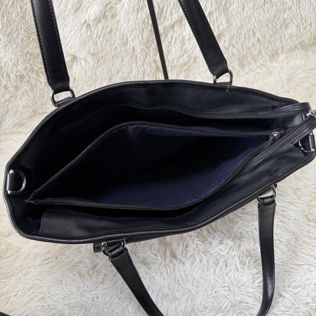 ひろ様✨TUMI トゥミ レザー トートバッグ ビジネスバッグ ロゴ刻印 A4