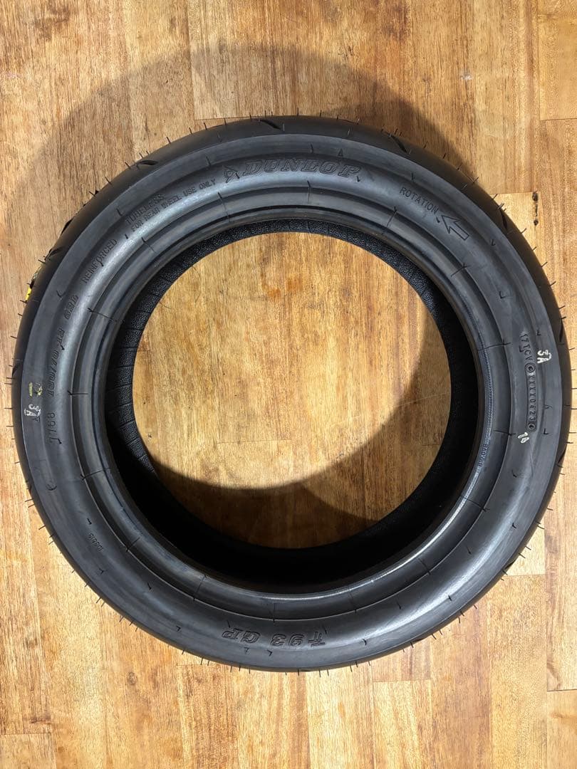 ダンロップ 120/70-12 　130/70-12 タイヤ前後セット　TT93