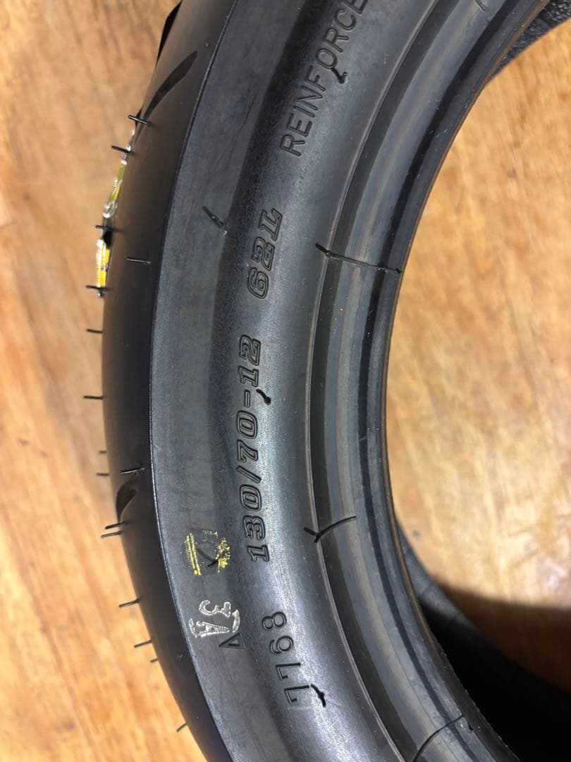 ダンロップ 120/70-12 　130/70-12 タイヤ前後セット　TT93