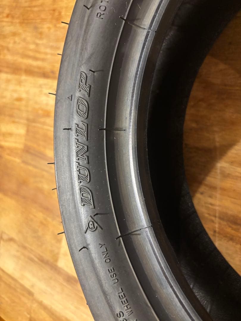 ダンロップ 120/70-12 　130/70-12 タイヤ前後セット　TT93