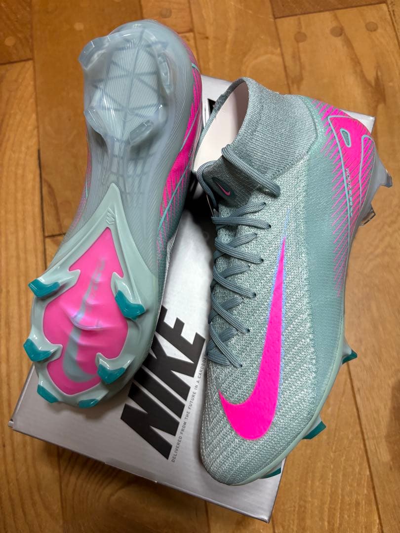 新品　超大特価　ナイキ スーパーフライ 10 エリート FG 25cm