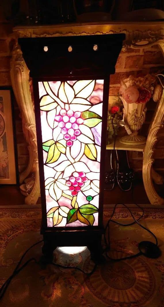 ステンドグラス　ランプ