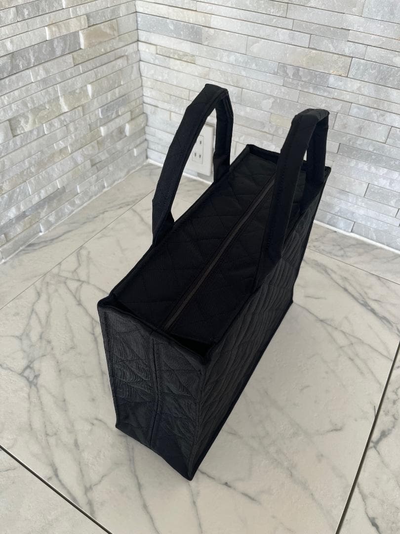 お受験バッグ　自立　黒　ファスナー付き　キルティングトート　保護者会　説明会用