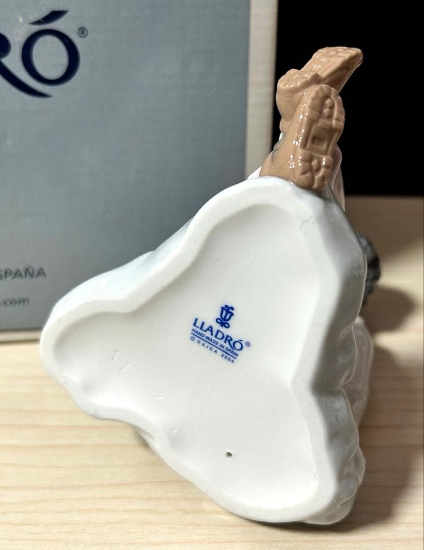 絶版品　LLADRO リヤドロ　Are You Cold ？　寒くない？　置物