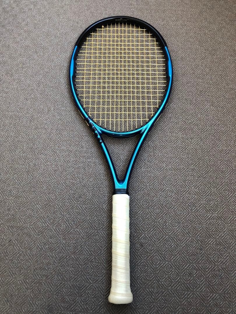 Wilson Ultra V4 Tour 95 テニスラケット