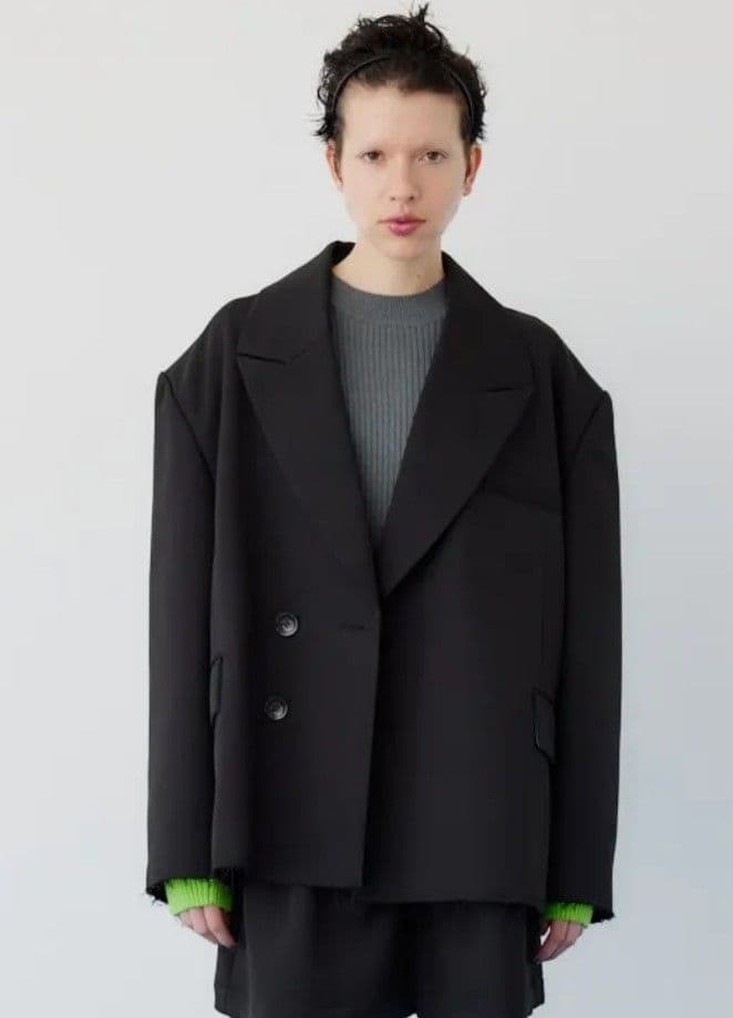 オーバーサイズ ブラックジャケット フリンジ仕上げ